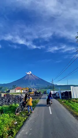 Siapa coba yg ga pingin kesini ?…. #viewsemeru #views #iqy #staycation 