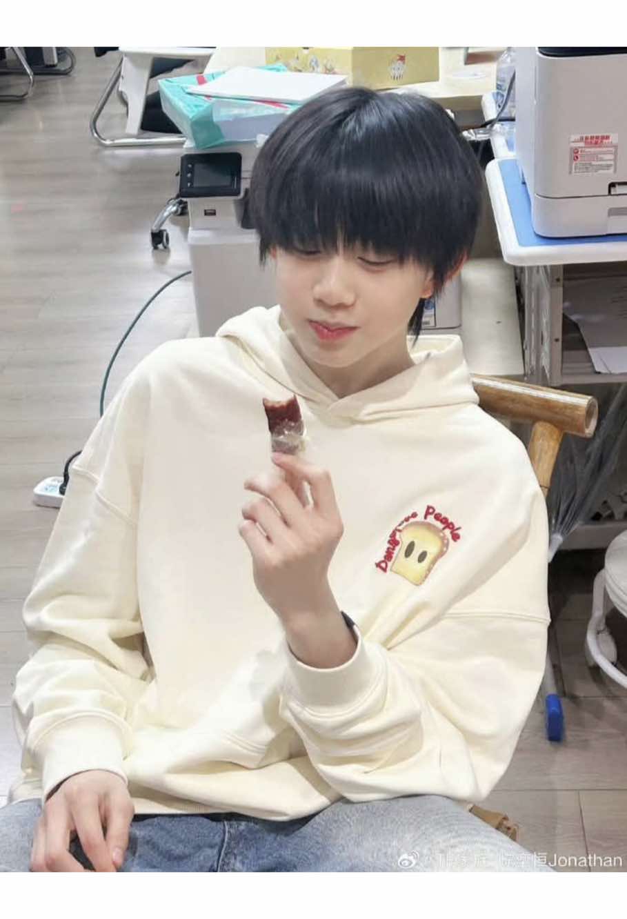 : người ấy là lựa chọn…. #chenyiheng #trandichhang #陈奕恒 