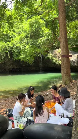 Relax with friends 🌱🛵💕 #fyp #foryou #relax #friends 