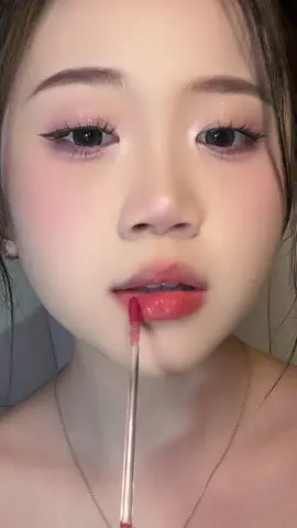 màu mới màu mớiiii, cập nhập liền để mấy nàng kịp mua về trước khi hết hàng nè 🤭😻✨ #colorkey#fyp#sonMLBB#goclamdep#xh#viralvideos#sonxinh 
