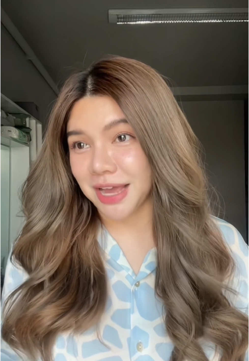 เปลี่ยนสีผมอีกแล้ว รอบนี้สีอะไรมาดู 🤫 #freshlight  #สีผมไอดอลเกาหลี #สีผมติดทน  #ไม่ต้องฟอกสีผม #สีผมทำเอง