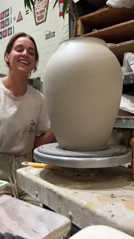 Most Unique Pot Making Method (@patrickjoshstonceramic)