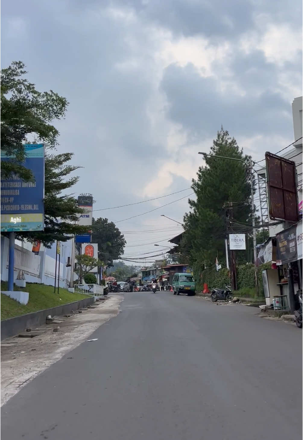 Vibes Ciumbuleuit Bandung  #bandung #bandungvibes #jelajahbandung #ciumbuleuit #fyp 