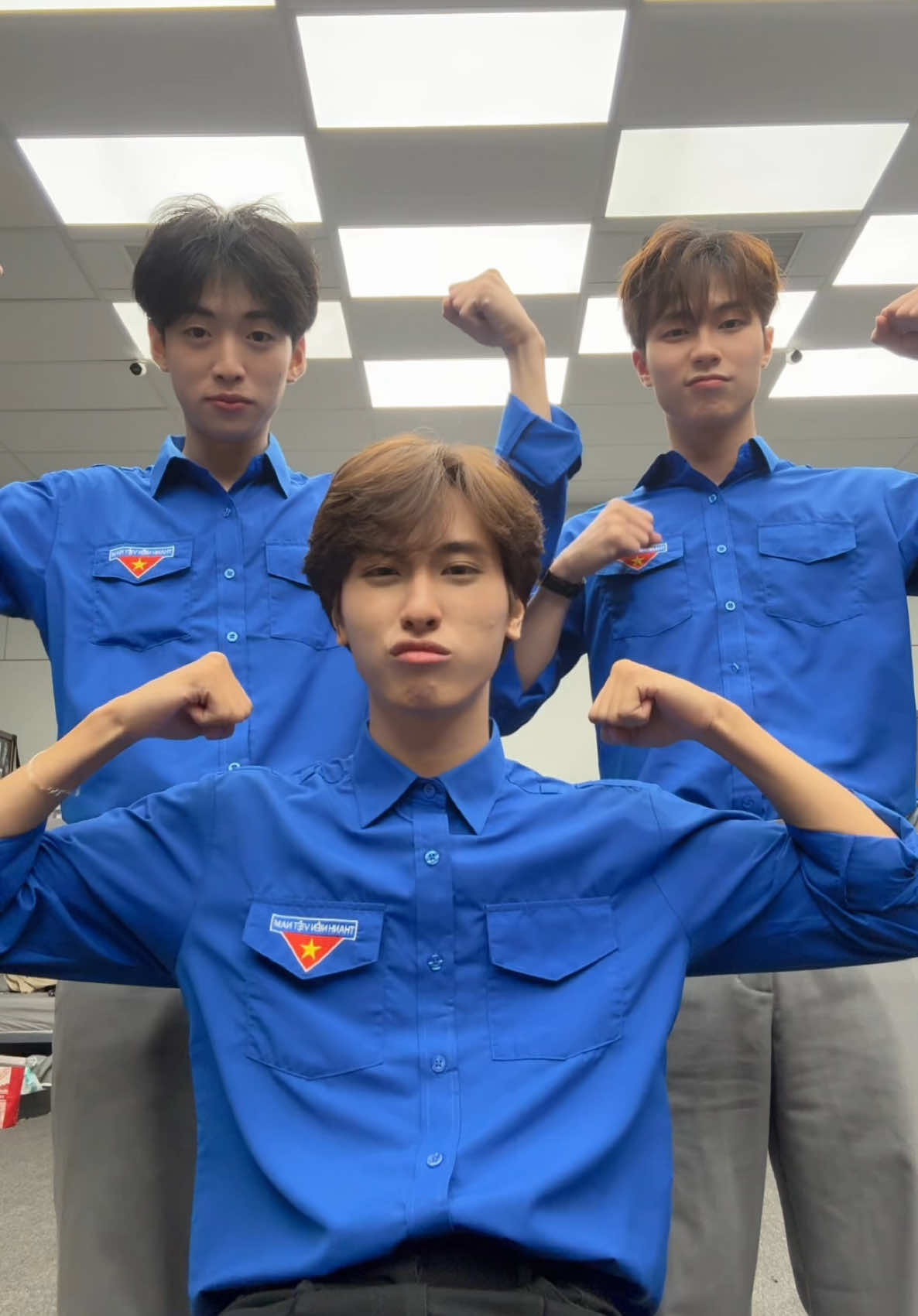 CHÚNG TÔI YÊU VIỆT NAM 🇻🇳 @timtin @lam anh #giakhiem #xuhuong #tiktok #viral #vietnam #fyp #TANBINHTOANNANG 