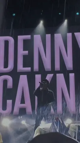 LDR Tanggerang 🌧️🌧️🌧️ #dennycaknan #konserdennycaknan #dcgariskeras #tanggerang #langgengdayaningrasa #ldr #ldrstory #sinarengan #bellabonita 