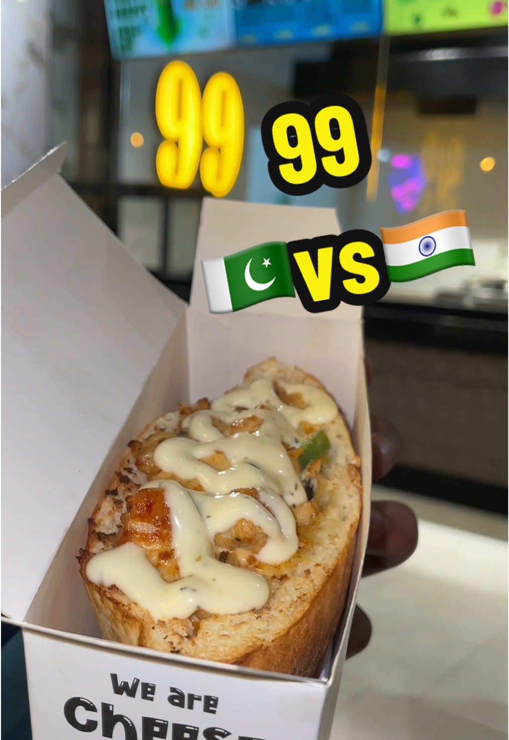 99 Restaurant Big Deal ❤️ 🇵🇰vs🇮🇳 .. . . Located : Samanabad Main Road Faisalabad 📍 #sameelsarwar01 #faisalabad #foodchallenge #pakistanindiawar #faisalabadifood #99 