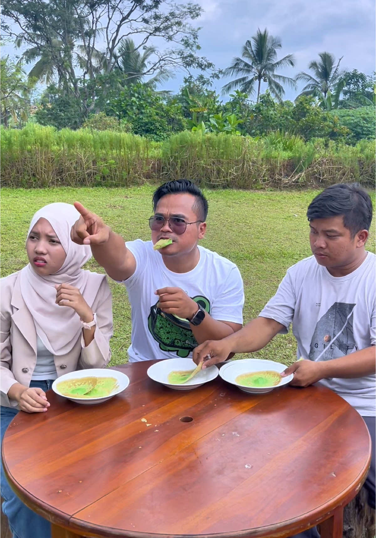 Makanya jangan suka serakah atuh beh😂 
