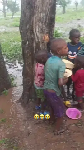 Their tiny hands clutched plates of food as rain poured down, their little bodies shivering from the cold. For many, this was their only meal. No child should ever have to endure this pain. We must love louder. We must act now. Be the reason a child smiles today. #GenerousHeart #GodsFavor #FaithInAction #BeABlessing #BlessedToGive #LoveInAction #ChristianCharity #KindnessMatters #GiveBack #ServeWithLove #GodSeesYou #BlessedToBeABlessing #SupportOrphans #OrphanCare #SponsorAChild #HopeForOrphans #EveryChildMatters #FeedTheHungry #HelpOrphans #LoveLikeJesus #GodsWork #HandsAndFeetOfJesus #ImpactTheWorld #BeTheChange #TikTokCharity #TikTokMission #ChristianTikTok #GlobalLove #TikTokOutreach #FYP #ForYou #ForYouPage #TikTokForGood