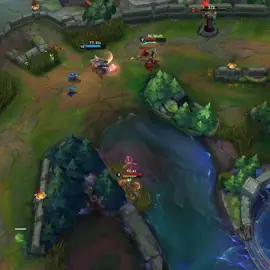 Top1 Riven máy chủ trung quốc với pha xử lí tình huống 1vs3 #lmhtmobile #chilltocchien #tốcchiếnhighlight #tốcchiếnmobile #tốcchiến #tocchien247 #wildrift #tocchienhighlight #lmhttocchien #lolmobile #tocchien #lienminhtocchien #riven #rivenlol #tốcchiếnmobile 