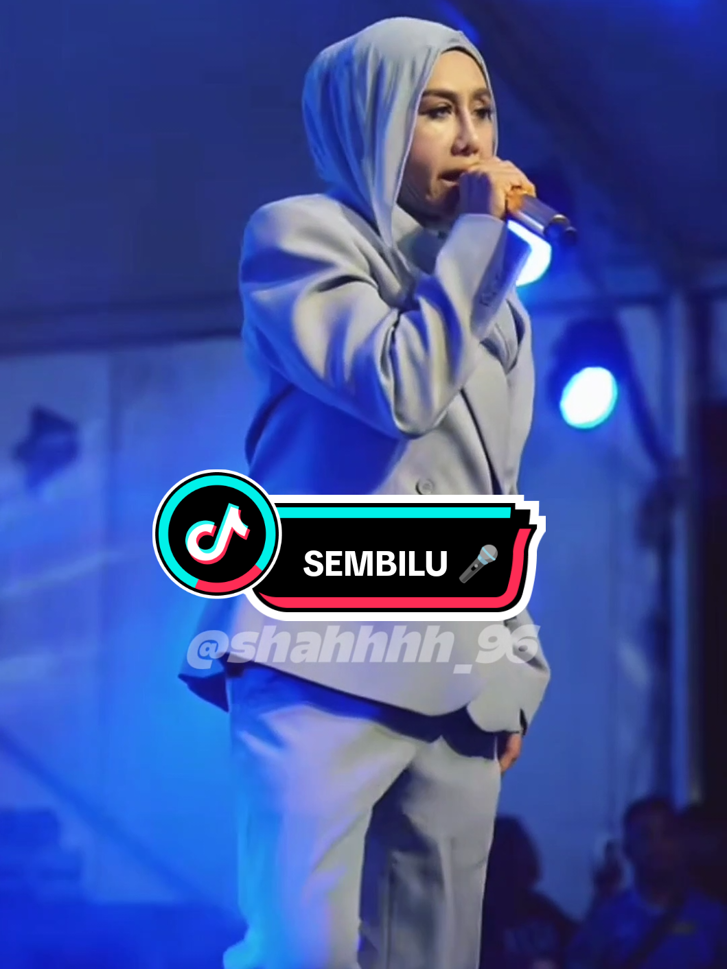 ELLA - SEMBILU 🎤  #ella #sembilu #fyp #raturockmalaysia #galaubrutal #liriklagu #lirikvideo 