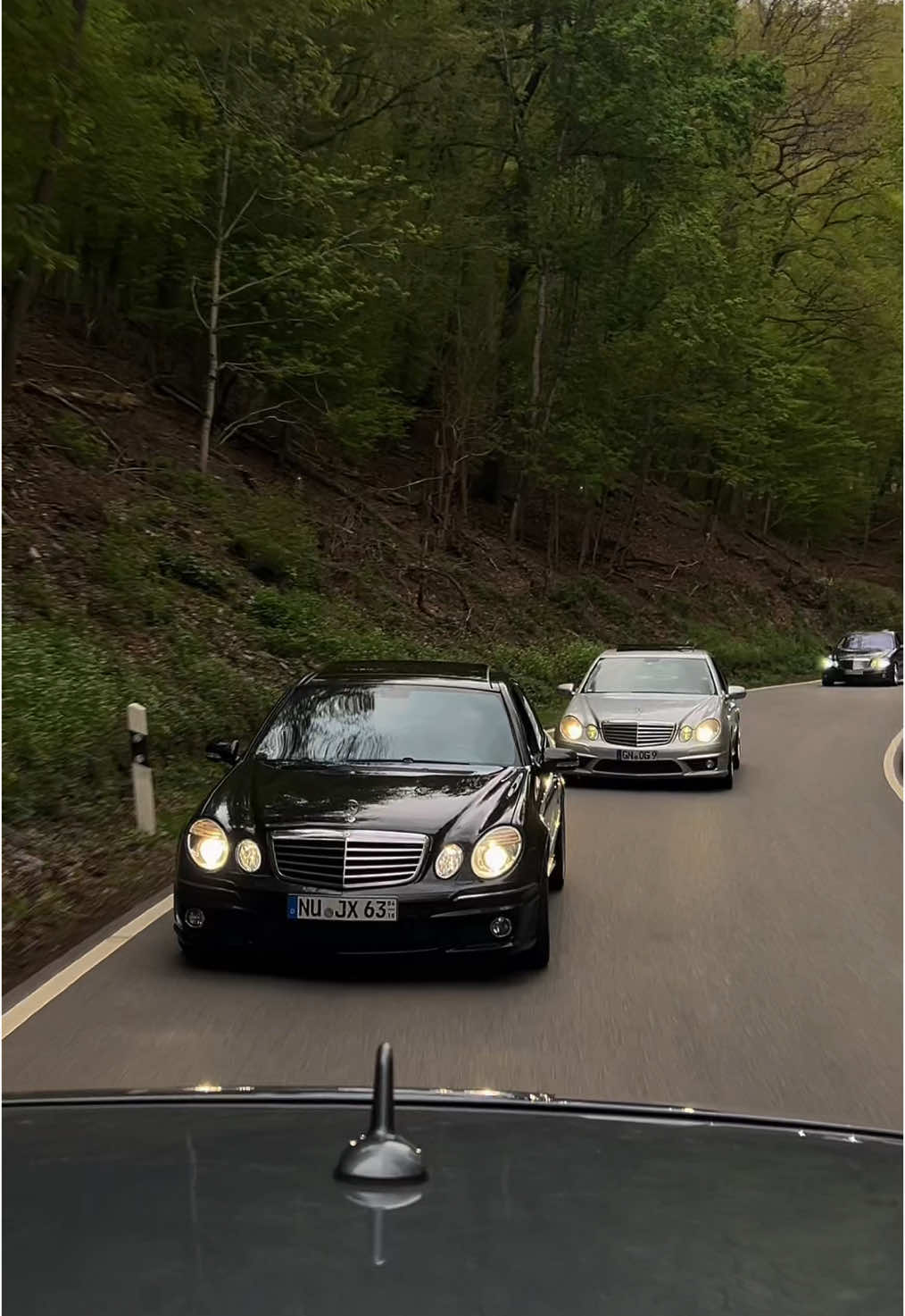 Who said it‘s over yet?  #w211 #mercedes #amg #500 #benzo #fy #viral @Kompre55or @Polat @Halid500er @Leon MAE Abgesperrte Teststrecke/Privatgelände