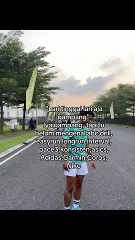 cukup suka lari aja, jangan sampai hobi lari. #foryoupage #masukberanda #Running #xybca #4u #runner 