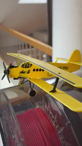 3D-printed biplane kit ✈️🤩#layerworks #plane #planes #biplane #kit #model #modelplane #3dprinting #3dprinted #3dprinter #bambulab 