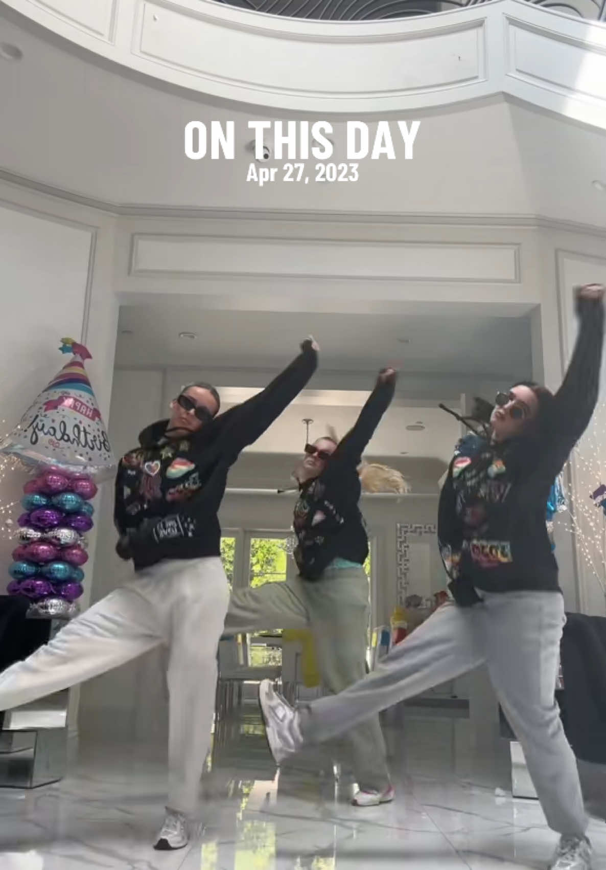 iconic xxx uk loves you xxx @JoJo Siwa 