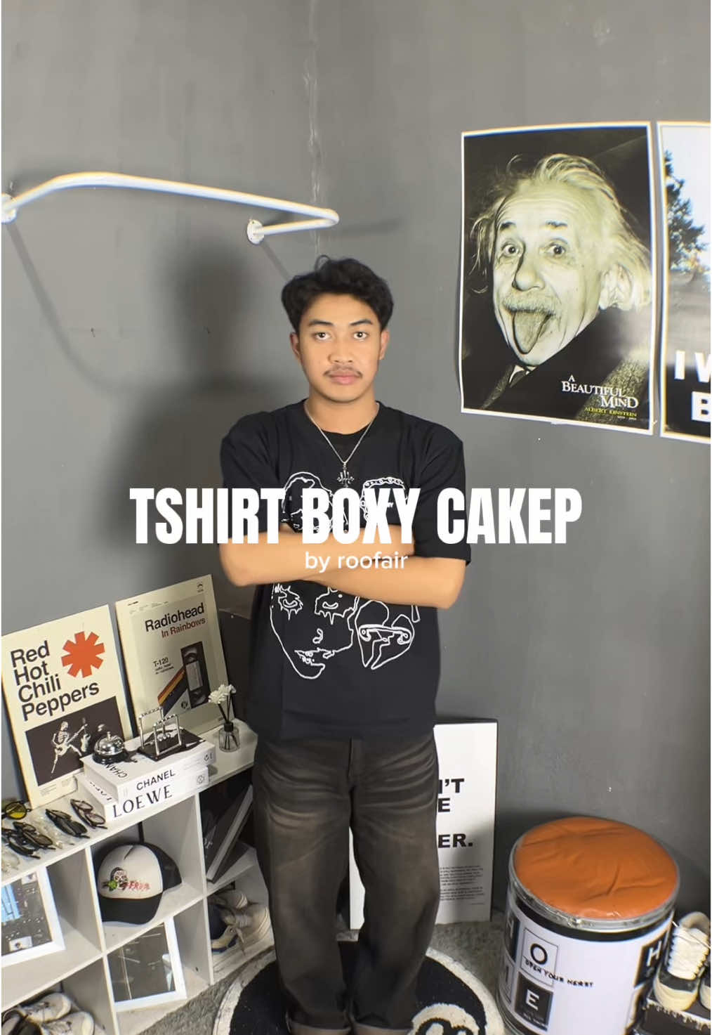 Tshirt boxy dari brand ini emg gapernah gagal woii🫵🏻😫 @Roofair  #outfitinspo #fashiontiktok #gayaditiktok #inspirasioutfit #fyp #OOTD 