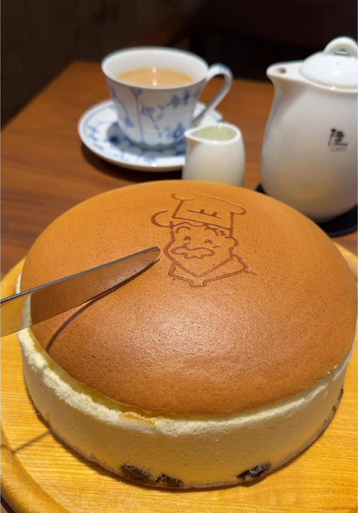 Japanese Style Soft Jiggly Cheesecake #japanesefood #japanfood #streetfood 