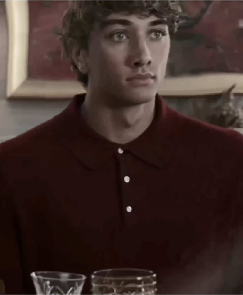 Yellowjackets wishes they could make a character as scary as him 😭 #jeremiahfisher #gavincasalegno #thesummeriturnedpretty #tsitp #scary #fyp #viral #trend  @Melly☾ @Joseph @vivi @rhianna ⸆⸉ @✰ @𝑦𝑎𝑟𝑎 𝜗𝜚˚⋆ @mel ౨ৎ 