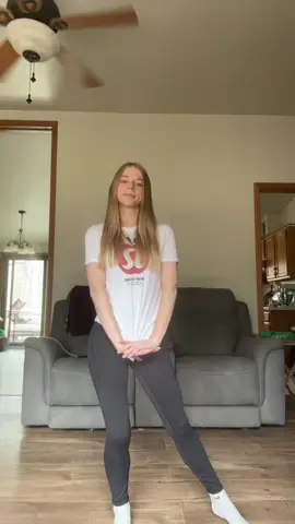 #fyp #easytiktokdance #dancetoks 
