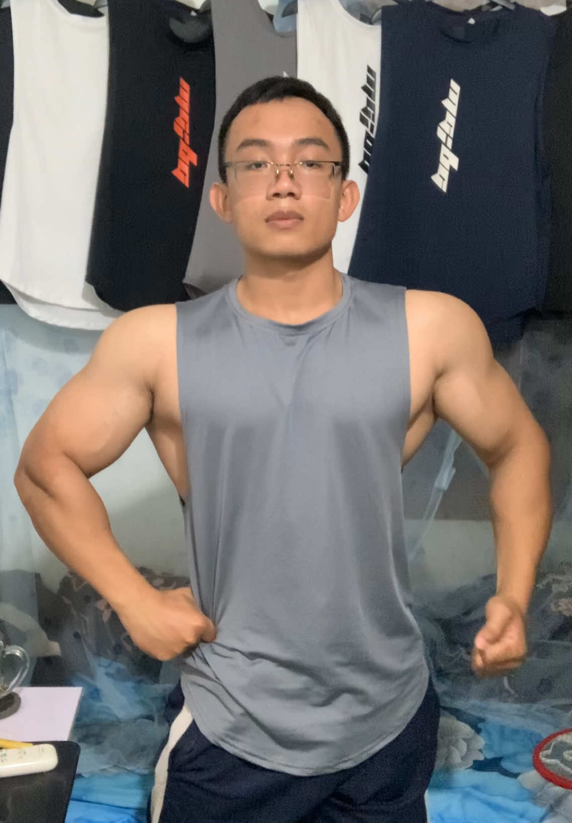 Áo mới 🤣 #emphong80kgM65 #dothethaonam #quanaotapgym #tanktopgym #aobaloditap #tanktopnam #aochekhuyetdiem #aobalotapgym #aobalogiare #xuhuong 