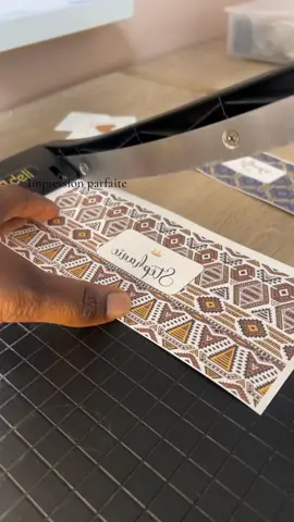 jeu concours 🗣️abonne toi a notre page Facebook mentionne 10 ami a nous suivre et gagne ta tasse personnalisé 😻