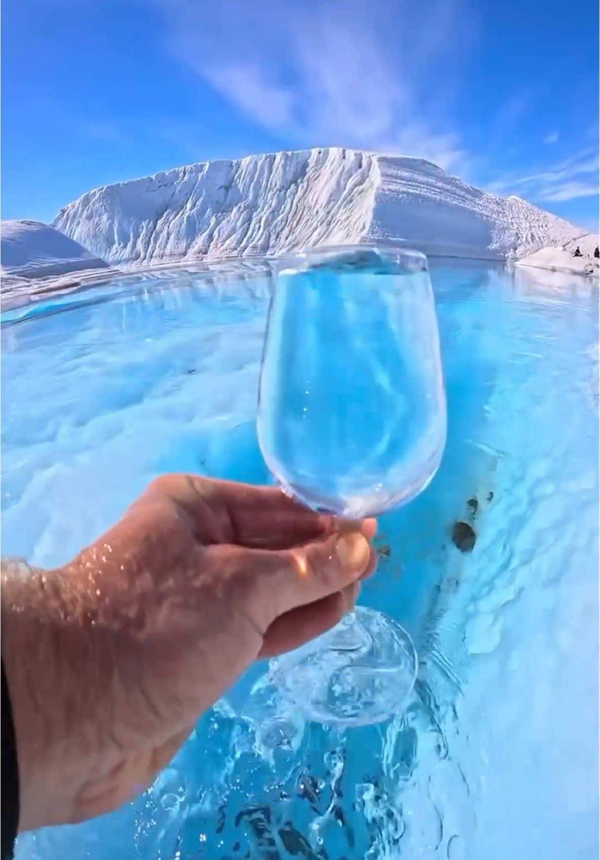 esto es lo que le pasará a tu cuerpo si tomas agua todos los días durante 2 semanas 😱 #agua #salud #desayunosaludable #desayuno #consejosdesalud 