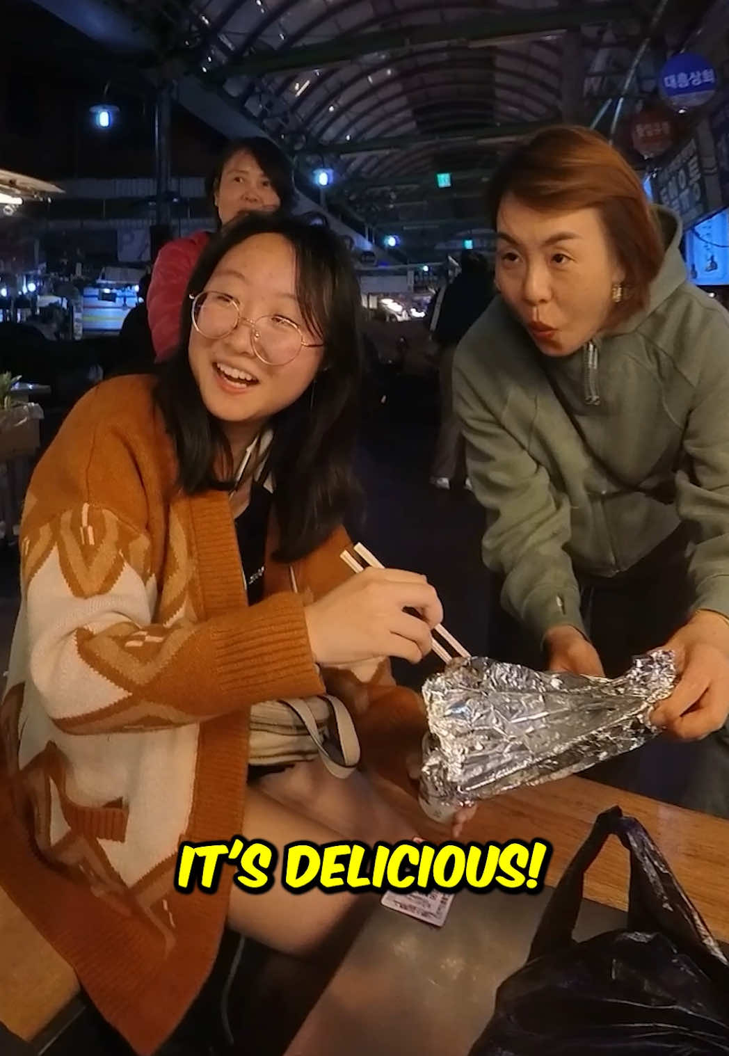 Using my Victor AI app to learn languages by talking. Link in bio. #chinese #mandarin #korea #chinatown #victortalking #polyglot #korean #learnchinese #learnkorean #learnchinese #studychinese #learnmandarin #studymandarin #fluent #prank #chinesegirl #victorai 