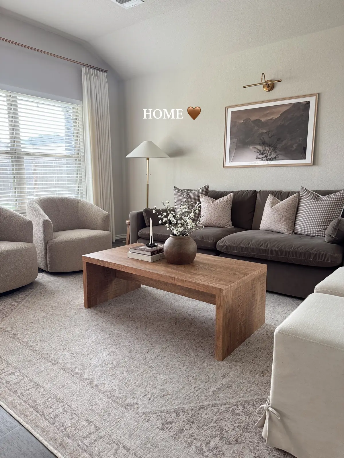 creating a cozy home slowly but surely 🥹 #Home #homedecor #homeinspo #homedecorinspo #traditionalmodern #organicmodern #cozy #cozyhome #hometour 