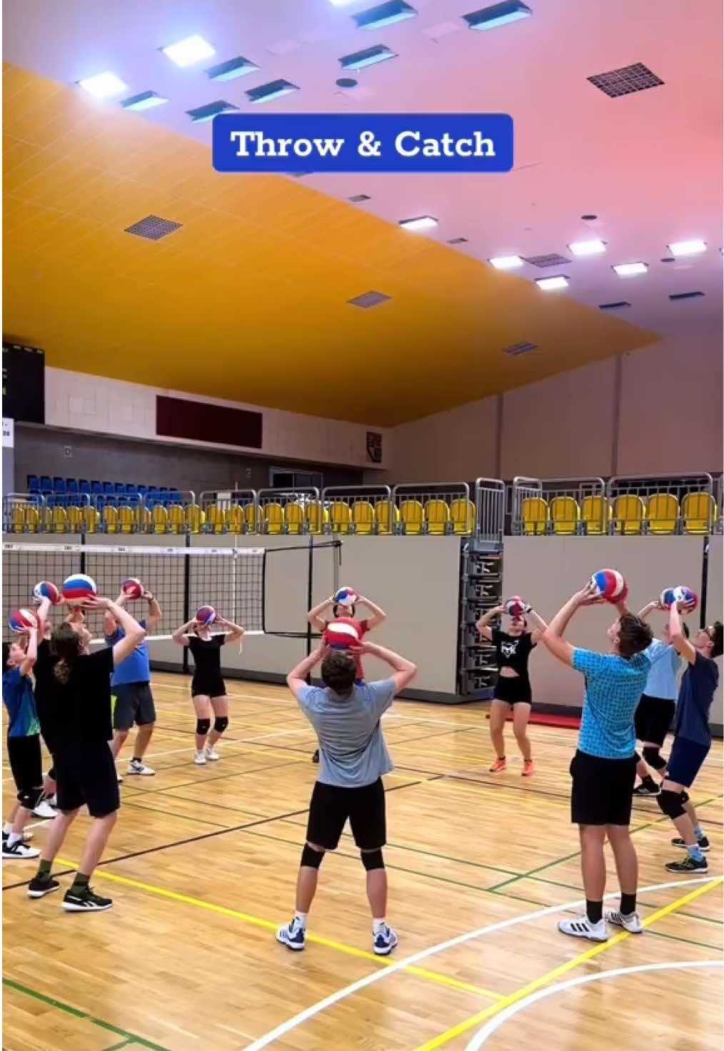 🫧🏐 Throw and Catch🫧🏐 . . . #volleyball #volleyballplayer #volleyballlife #volleyballskills #volleyballskillstraining #volleyballcoach #volleybalcoaching #fyp #foruyou #vollejballgirls #forfun 
