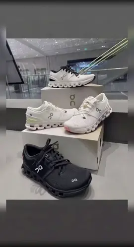 On Running Cloud 6 All White Women's Running Athletic Fashion Shoes New#sneakers #sneake #sneakerformen #shoetrend #shoetrend #kicksonfire #fashionshoes #shoes 