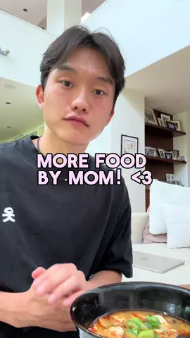 been eating this & galbi tang for the past 3 nights & i’m not complaining 😇🍽️ my comfort food frfr #homecooked #soondubu #koreanfood #eating #mukbang 