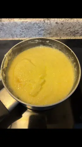 #sundaybreakfast #gritsandeggs #cheeseygrits 