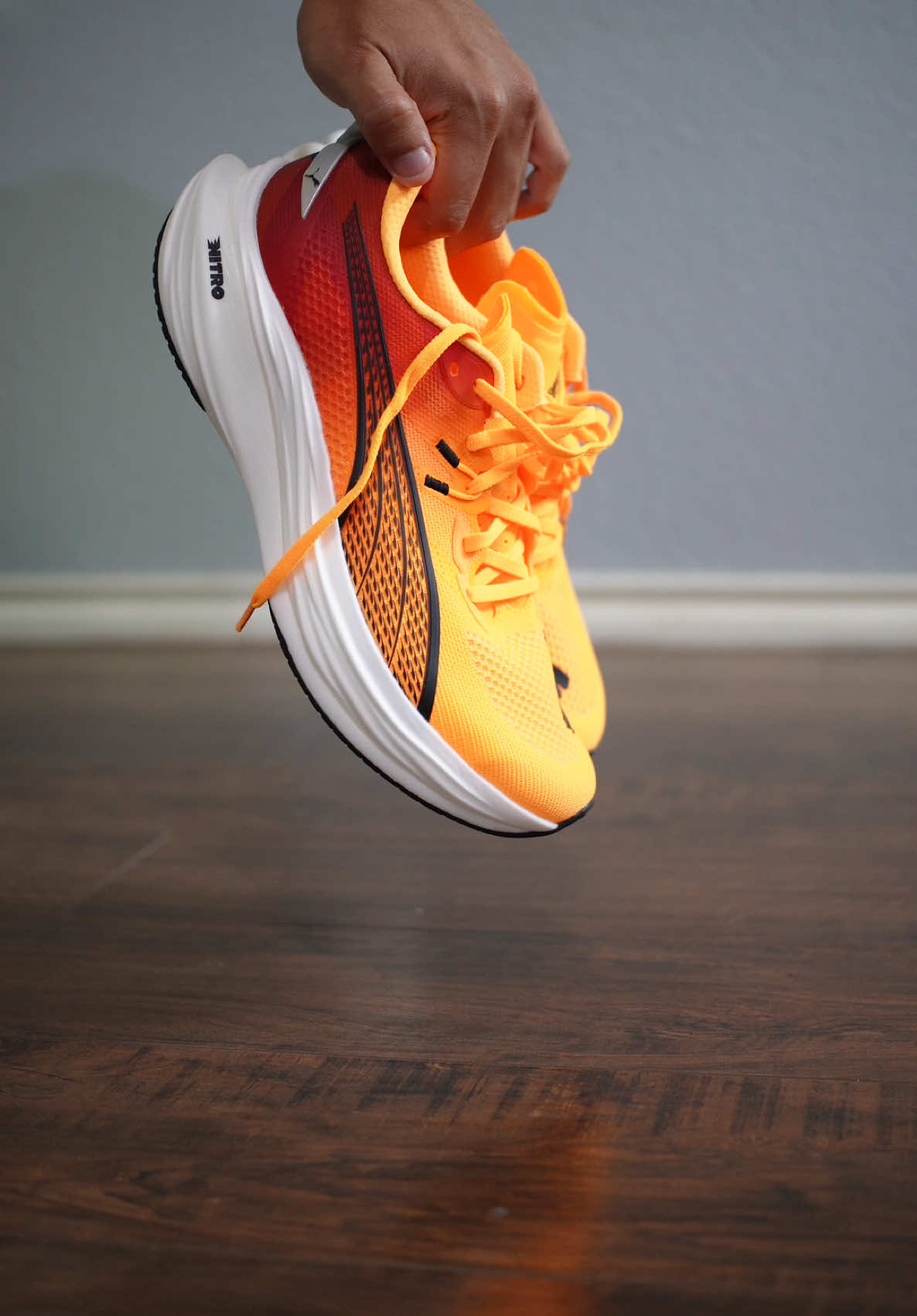 Puma Deviate Nitro 3 🚀 What do you think?                                                      - Carbon plate (Restructured PWRPLATE) - Weight: 278g - Drop: 10 mm - Price: $160                                @PUMA #Running #runner #fyp #sport #asmr #shoe #sound #marathon #run #gowild 