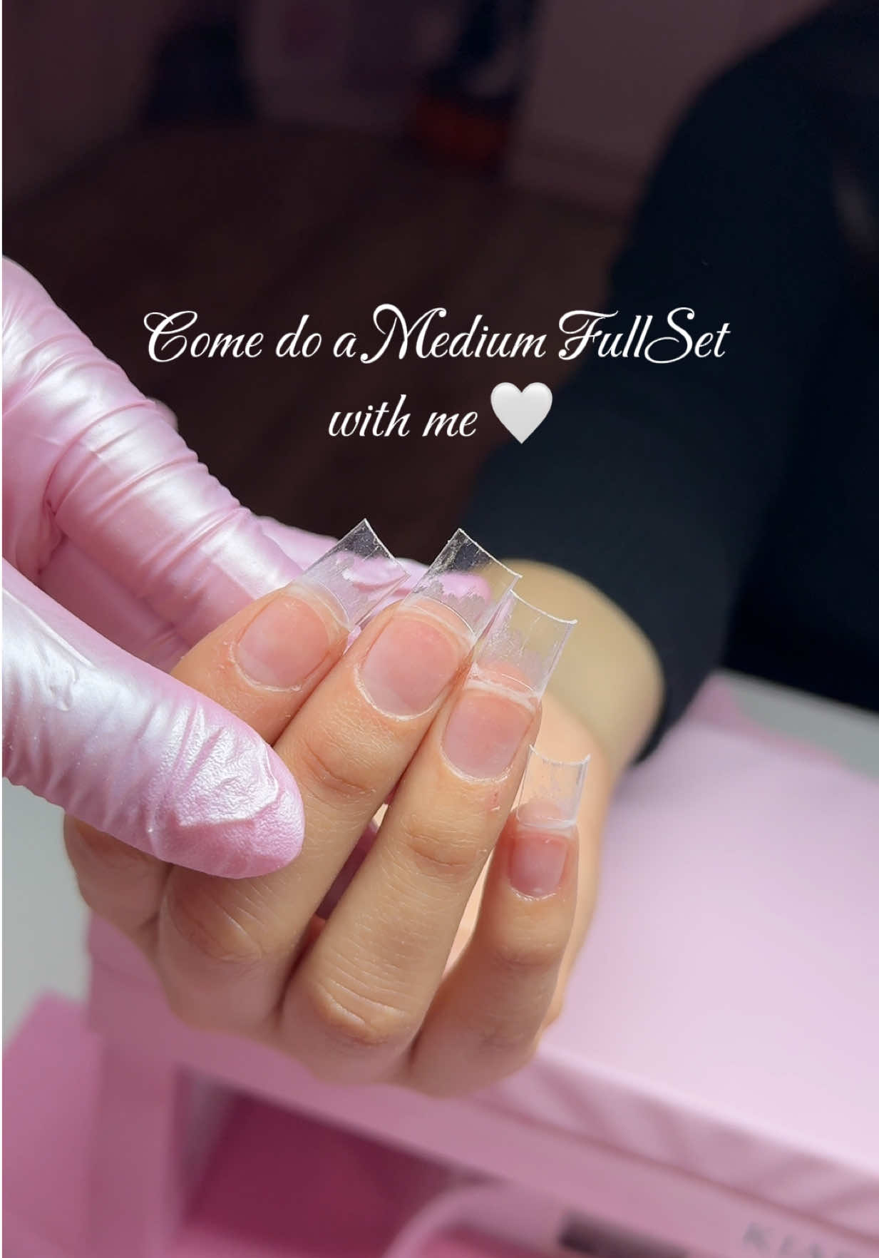 in love with this set! 🤍💐✨ •come do a medium fullset with me! • • • •  #nails #nailtech #nailsoftiktok #acrylicnails #nailtutorial #nailtrends #nailsartvideos #nailinspo #3dnailart #fyp #beginnernailtech #watchmework #nailday #workwithme #summernails 