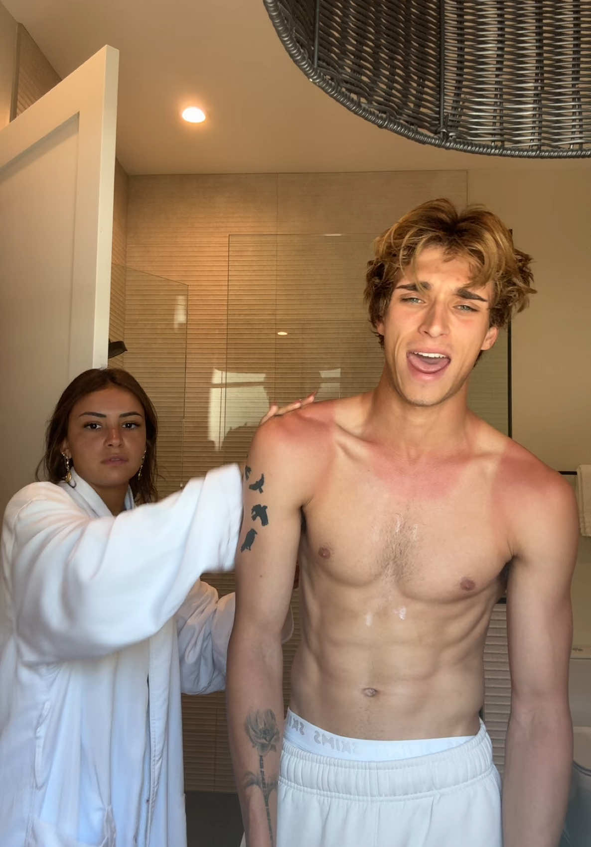 This might go down as worst tan line ever 