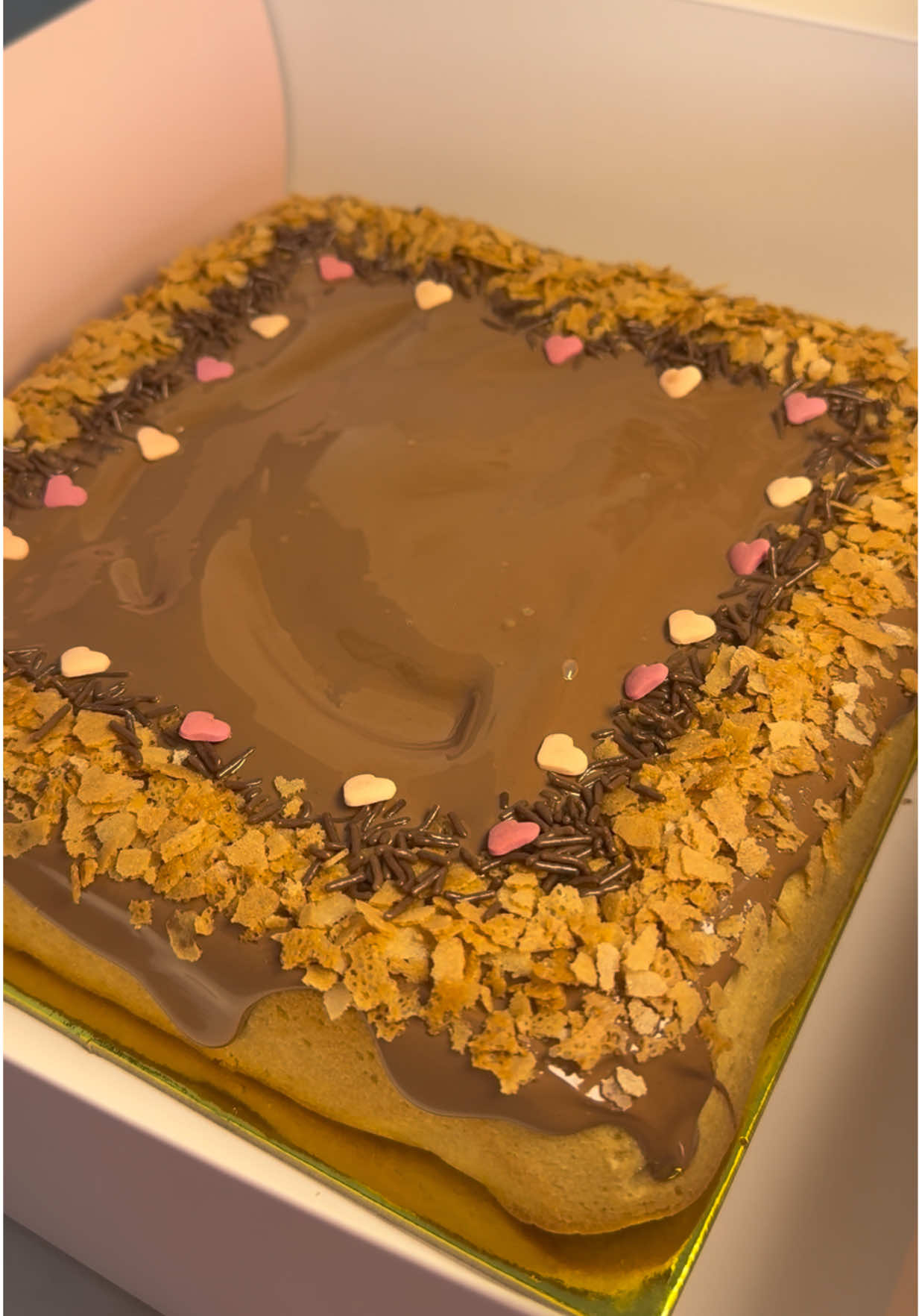 حتى الكيكات المربعه ملغمممممه 🤤🔥🍪 #كوكيز_حنين #زارنا_كوكيز_حنين #الطائف #explore #دورات_تدريبية #كوكيز_لذيذ #توزيعات #fyp #الطايف 