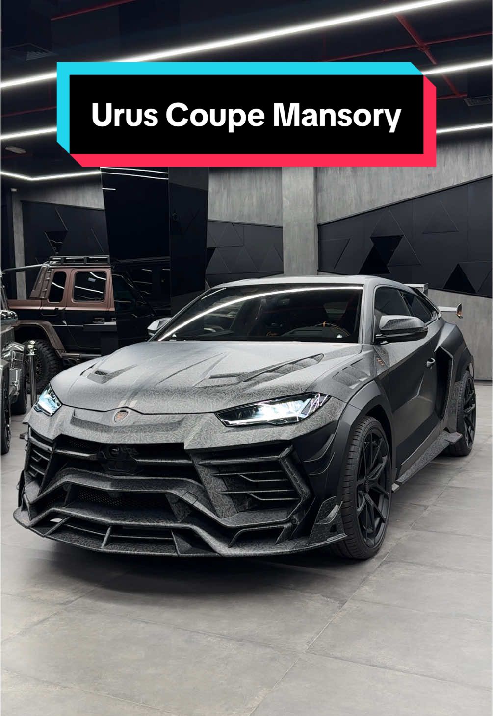 Ils ont découpé un Lamborghini Urus pour le transformer en Coupe ! Qu’en pensez-vous ? 💥 #voitures #dubai #luxe #supercars #lambo #lamborghini #urus #carbon #riche 