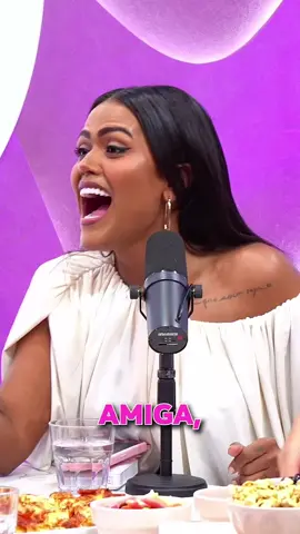 Liz leva adesivo de espinha para Camila. #fyp #fy #podcats #7temporada #marimenezes #camilaloures 