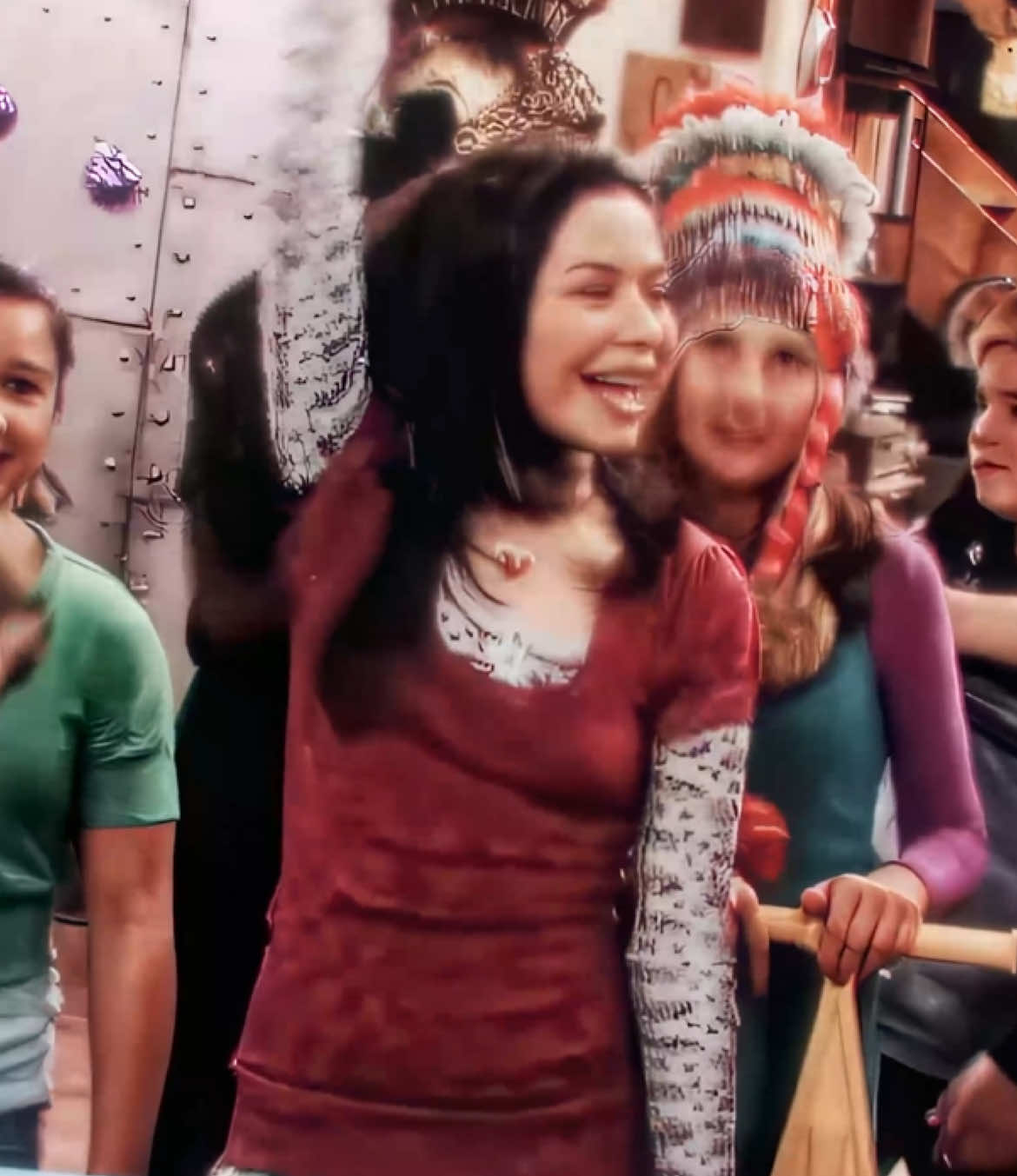 was it the other way || aughhhh how i love this trend || i always watched The Haunted Hathaways its acc so good ||  #childhoodmemories  #thethundermans #thethundermansedit #icarly #icarlyedit #nickyrickydicayanddawn #nickirickinickiidawnedit #samandcat #samandcatedit #jessie #jessieedit #victorious  #victoriousedit #thehauntedhathaways #thehauntedhathawaysedit #henrydanger #henrydangeredit #fyp #aeedit 