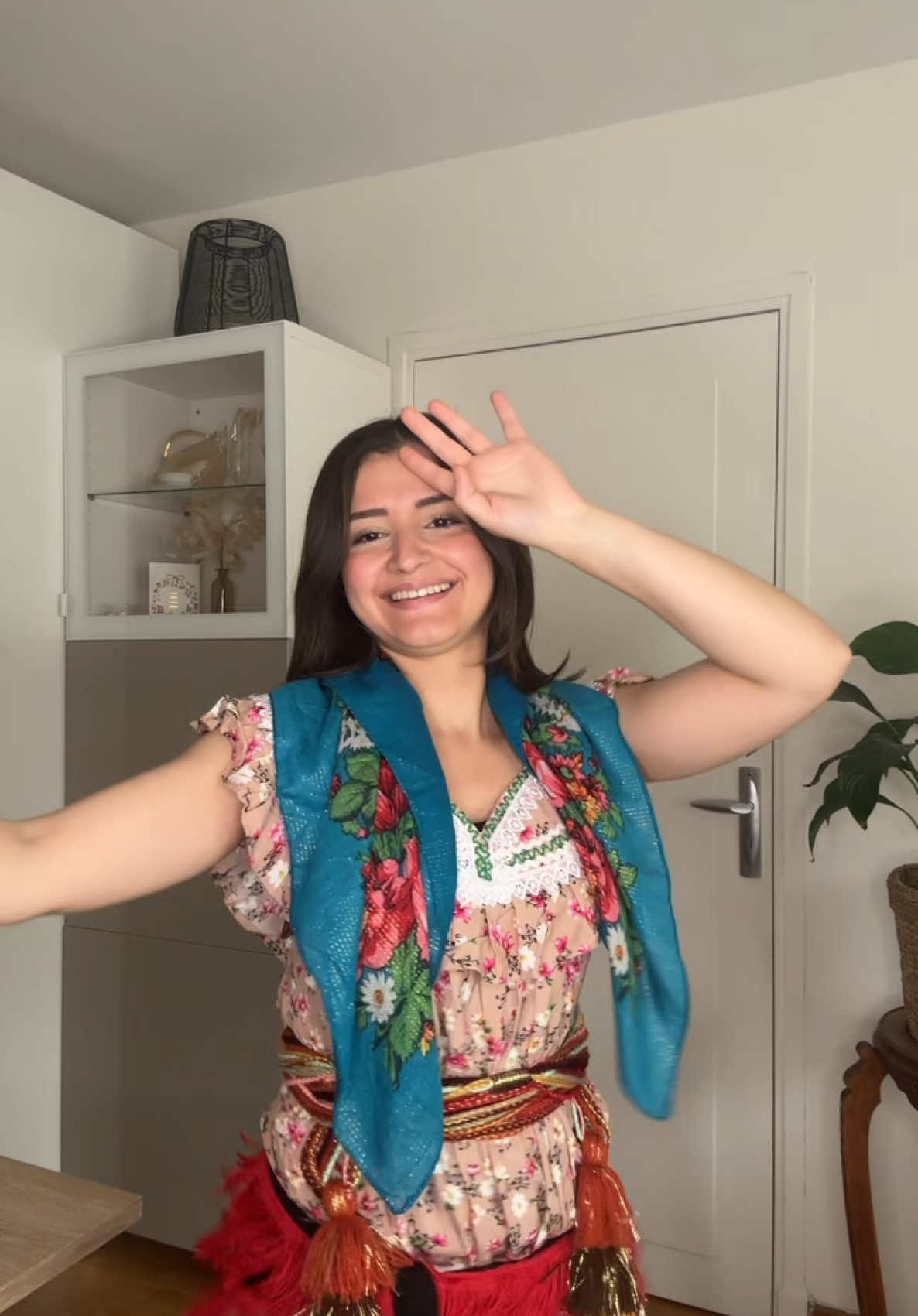 Hâte de retourner au bled pour Urar Lkhalath 😭😍#pourtoi #leskabyles #imazighen #dansekabyle #kabyle_girl #robekabyle #kabylia #fyp #berbere #amazigh #tamazgha #dz #kabyle #viral #canada #213 #france #tamazight #algerienne 