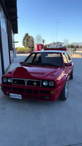 #deltone #lancia #lanciadelta #lanciadeltaintegrale #matrimonio #evoluzione #carslovers #anni90style #italy 