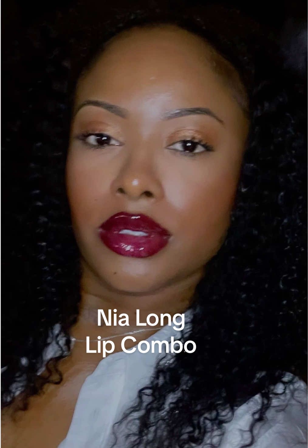 Nia!!! Tell me exactly what you used lol #90slipcombo #nialong #90smakeup #nialonglipcombo 