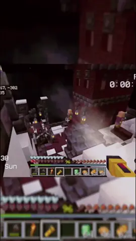 #Minecraft #minecraftmemes #minecraftbuilding #minecrafttutorial #minecrafthorrormods #horror #horrortiktok #fyp #fypシ  #minecraftmovie #minecraftbedrock #minecrafthorror#chasesc#sinister #oldminecraft 
