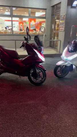 半年前…#沖縄#pcx#沖縄仕様#生存不明pcx@なんちゅーぴーしー 