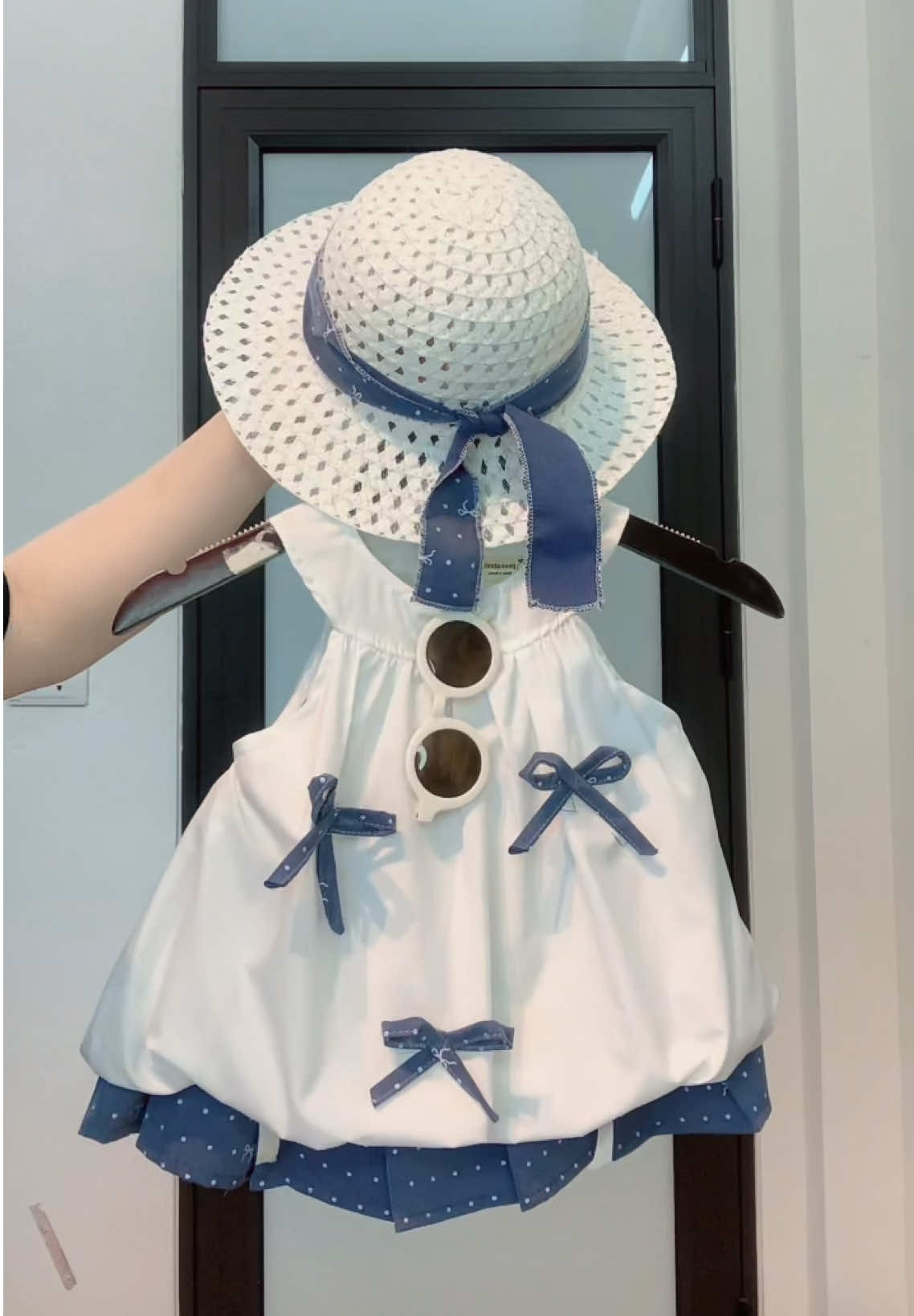 SẮP ĐỒ ĐI CHƠI ĐI BIỂN CHO BÉ YÊU CÁC MOM ƠIII🎀♥️🎀#xuhuong #thoitrang #quanaotreem #outfit #doxinhmoingay #setvayxinh #quanaoxinh #trending #setxinhxinh #thoitrangtreem #thoitrangtiktok #hangdep #vayxinh #setboxinh #dibien 