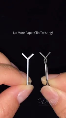 💕 The Best Tool For You! No More Paper Clip Struggling! Heart Cat Eye Nail Magnet Is Here To Save Your Time & Effort 😻 Buy Yours To Try! 🛒Using Vettsy: ✨Heart Cat Eye Magnet Set $2.99 ✨Velvet Cat Eye Gel-VC03 👉 Shop the same nail supplies via my bio or visit vettsy.com Follow @vettsystore & @vettsynails for more nail inspiration 🧚‍♀️ 👭Tag friends who would like this👭 #vettsycateye #vettsynails #nailhacks #nailtools #cateyenails #heartcateyenails #cateyemagnet #magneticnails #heartnails #nailtrend #beginnernails #nailsathome #diynail