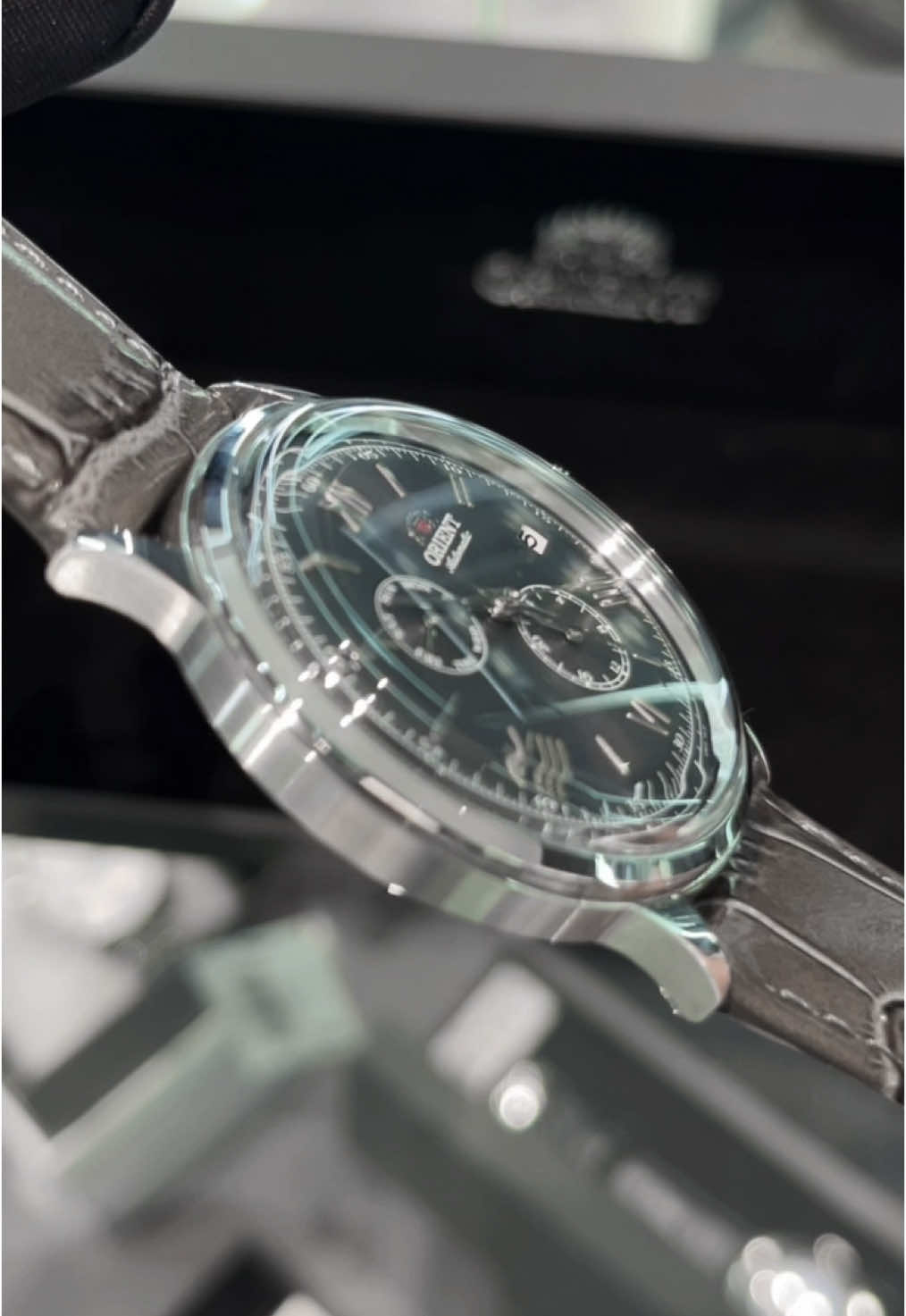 Màu siêu độc lạ, Bambino dial xám dây da cho các bác cổ tay nhỏ và vừa cân đẹp ạ, thêm màu thêm sự lựa chọn 😊 #watch #vairalvideo #tiktokviral #donghochinhhangnhatban #donghochinhhang #orient #sieupham #orientbambino 