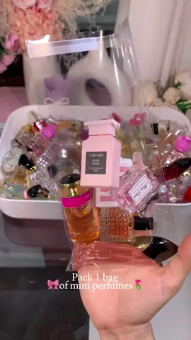 Pack 1 bag of mini perfumes.#perfumetiktok #perfumes #parfumviral #miniperfume #parfum 