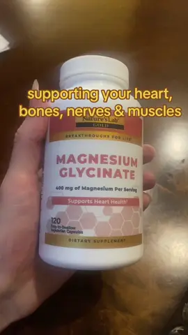 Guess who’s got their daily dose of heart health and a little extra energy to keep up with you? 😉💖 #MagnesiumMagic #HeartThrob #HealthyAndHot