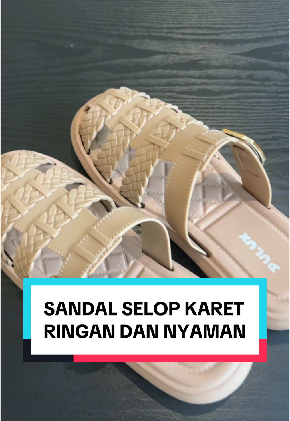 Sandal wanita selop karet model kekinian #sandalwanita #sandalkaretwanita #sandalkekinian #waktuindonesiabelanja #wibgajian 