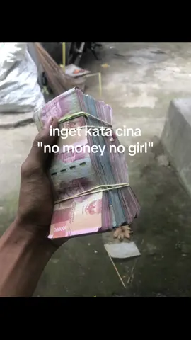 uang di atas segalanya